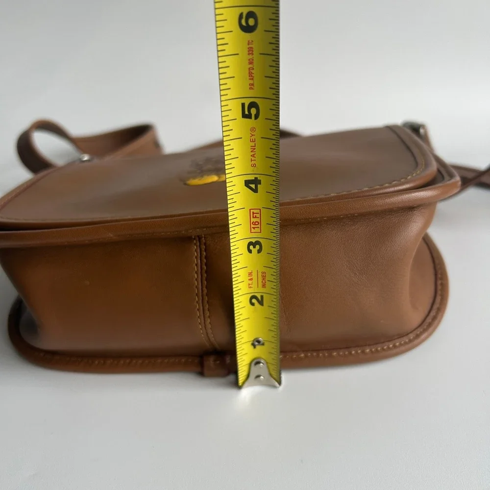 Disney Coach Mickey Mouse Saddle Bag 23 Tan Glovetanned‎ Leather Excellent